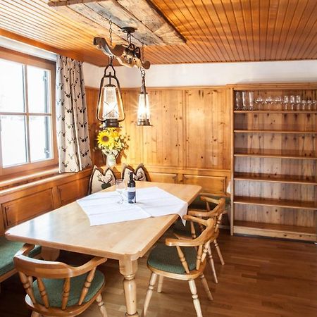 Chalet Appartement Alpenherz Saalbach-Hinterglemm Ruang foto