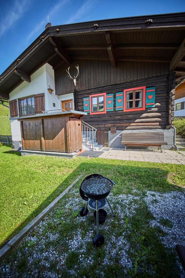 Chalet Appartement Alpenherz Saalbach-Hinterglemm Bagian luar foto